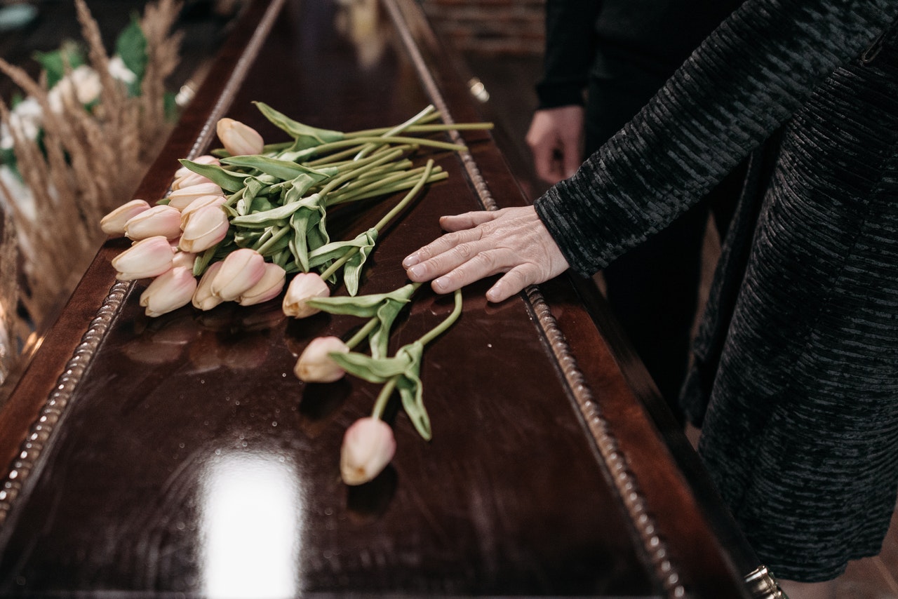 La cremazione: da antica credenza a fenomeno culturale di massa